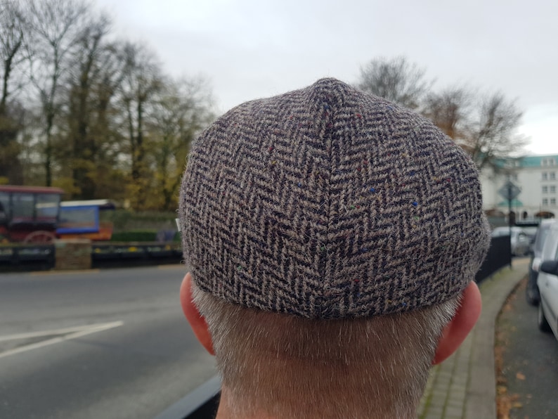 Traditional Irish tweed flat cap ready for shipping -HANDMADE IN IRELAND brown herringbone 100/% wool -padded