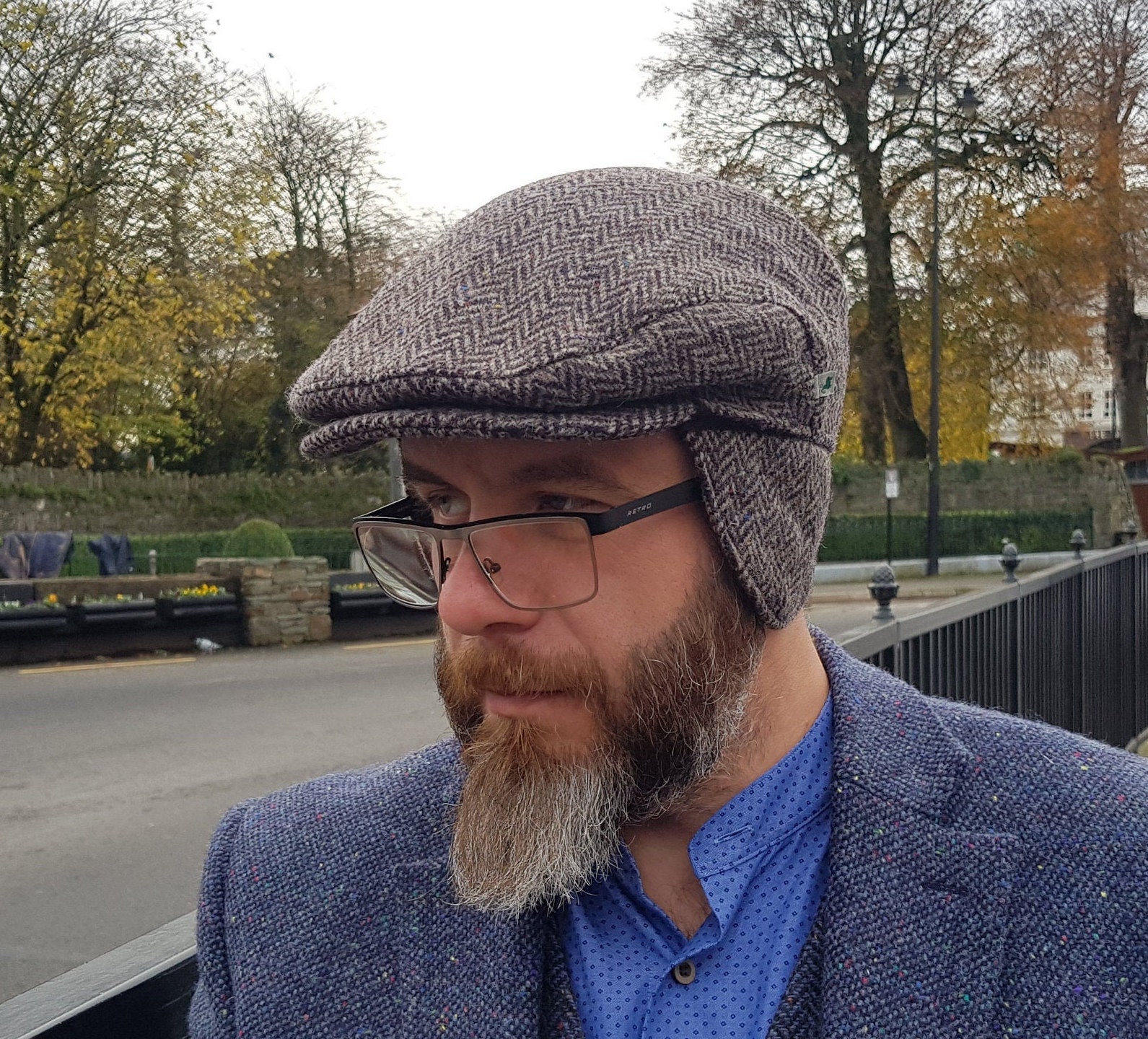 Traditional Irish tweed flat cap brown herringbone 100 wool