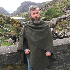 Irish Donegal Tweed Wool Ruana, Cape Green With Yellow Overcheck 100% Pure New Wool Limited Stock Unisex HANDMADE IN IRELAND image 2