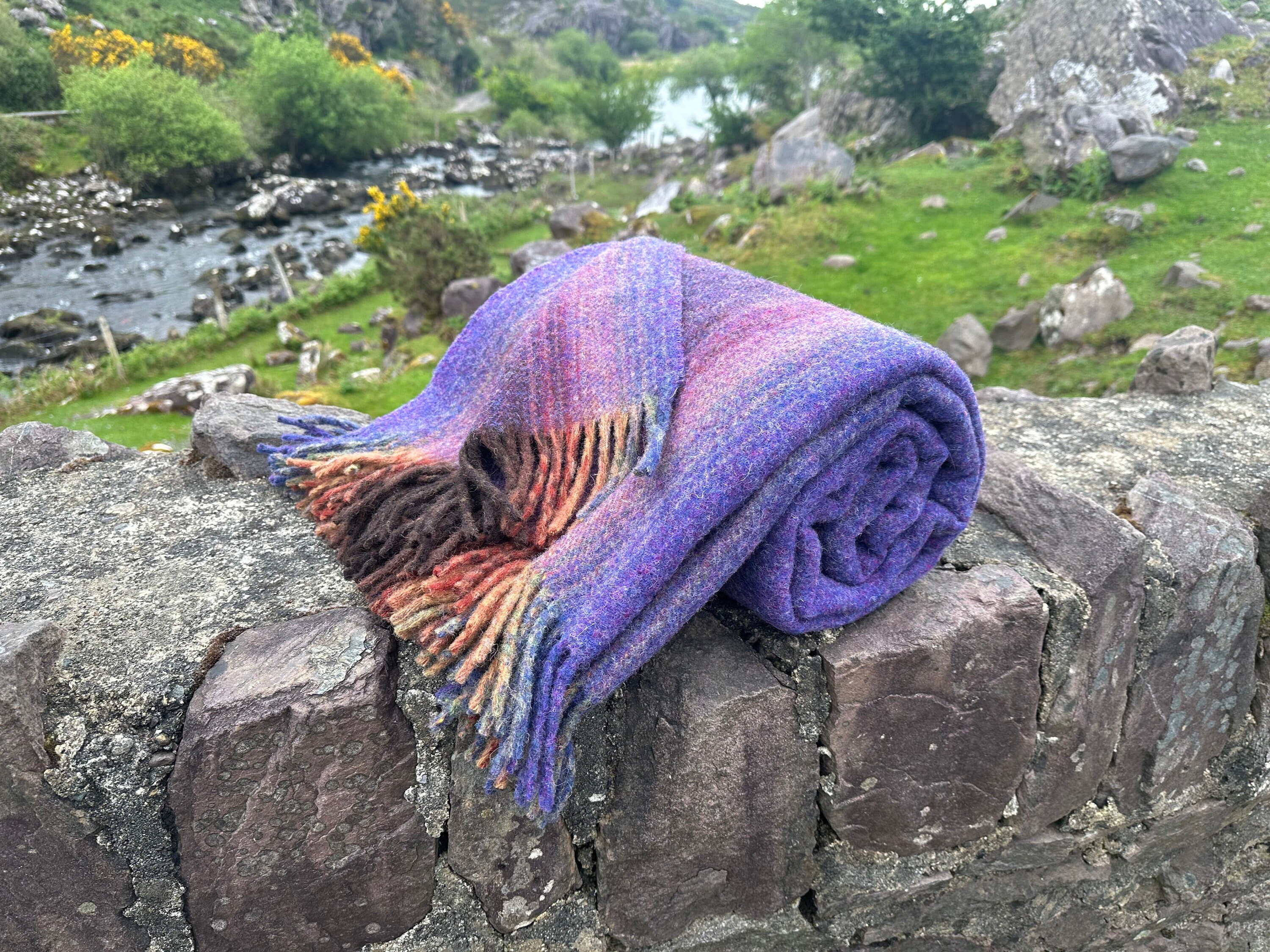 Spotlight pure wool blankets hotsell