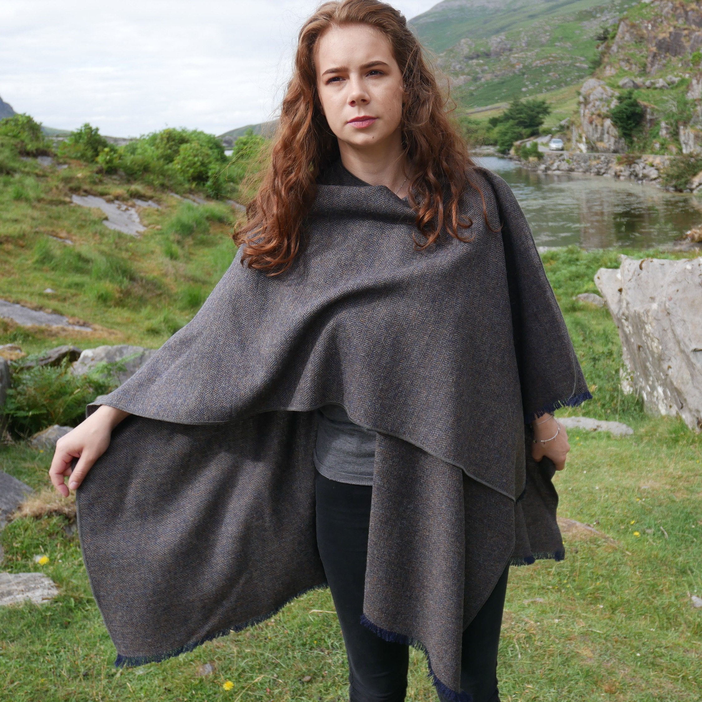 Irish tweed wool ruana, wrap , arisaid - brown/blue/beige herringbone ...