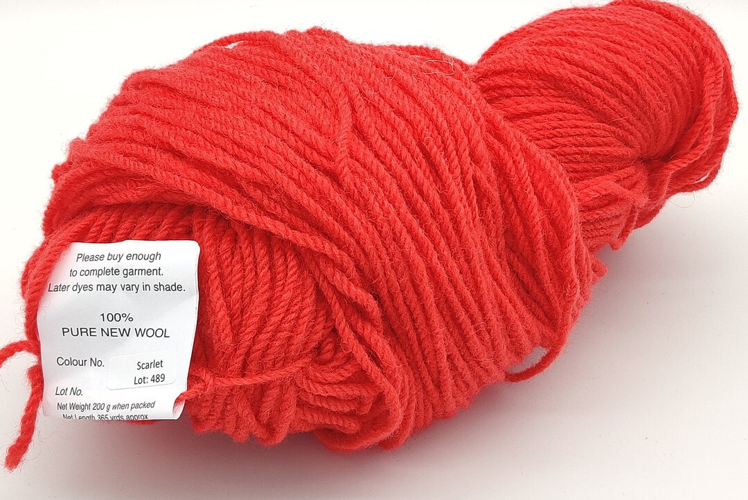 365yards/333m of Authentic Aran Knitting Wool - cabaret(salmon/blue) -  200g/75oz - 100% pure new wool - MADE IN IRELAND