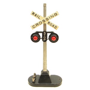 Lionel 154 Highway Flasher Signal  Early Die-cast Sign Version  1940-1949   Original Lionel