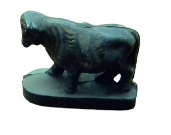 Lionel 3656-34 Operating Stockyard Cow    Original Part  Excellent Condition