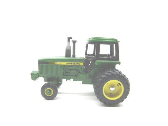 Ertl 2586D ジョンディアトラクター 1:64スケール ダイキャスト製
