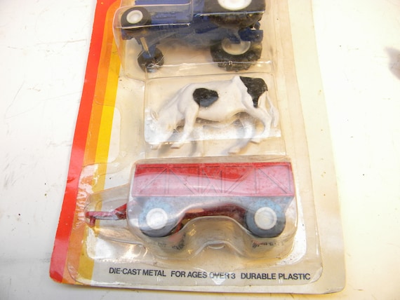 Tootsietoy 2876 農業用トラクターとトレーラーヒッチアップ