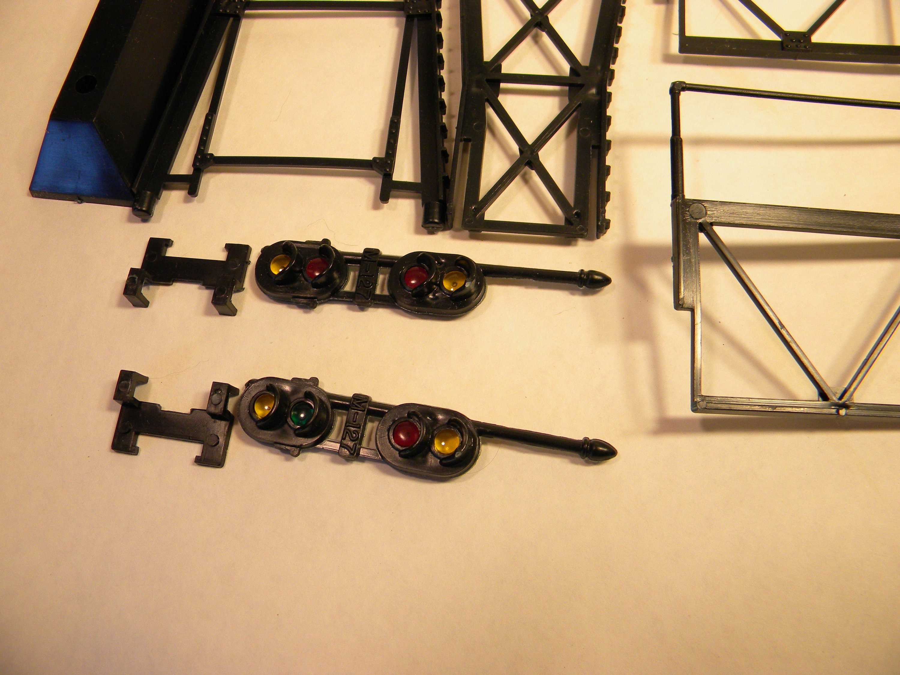 Plasticville 1815 Signal Bridge Original 1950's O Gauge Plasticville - Etsy