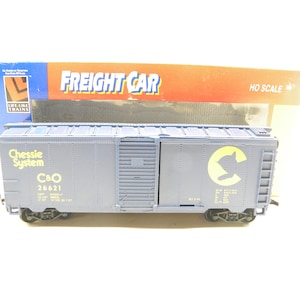 Realistyczny jak 8476 C&O Chessie 40 Foot Box Car w skali HO
