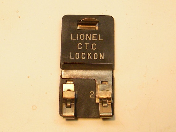 Lionel OTC Lockon W/2 "O" Guage Clips 