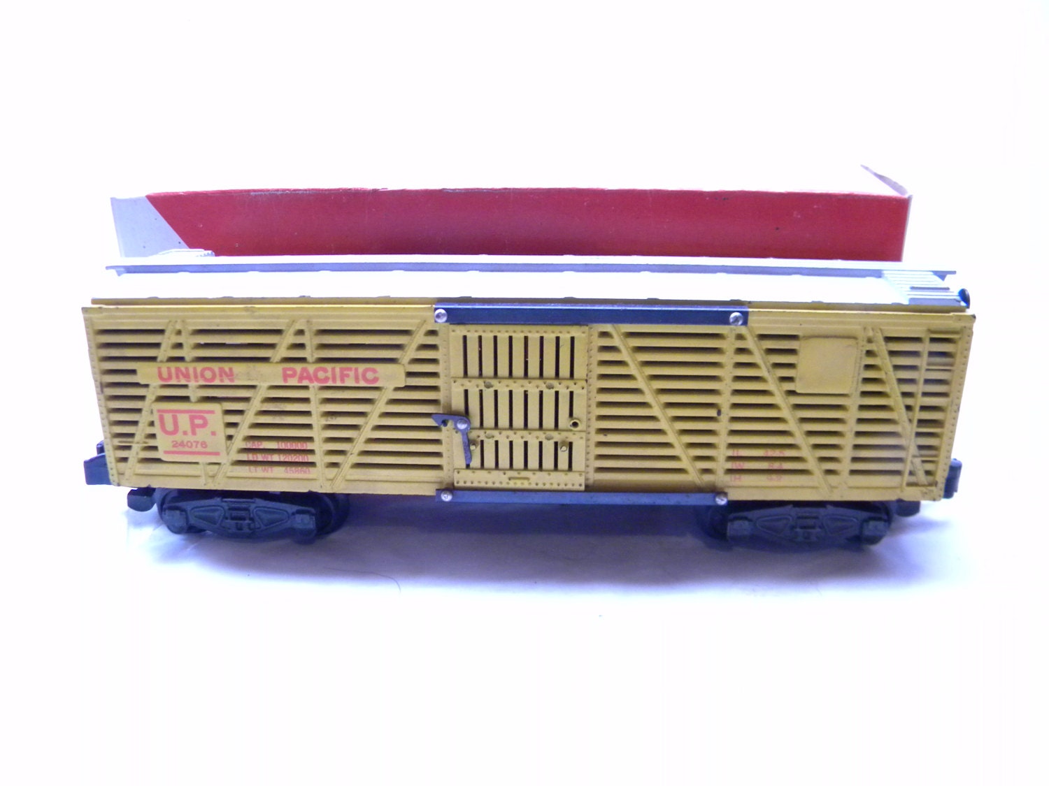 American Flyer 24076 Union Pacific Stock Car 1957-1960 Knuckle Coupler Version S Gauge