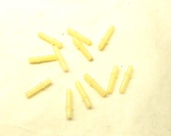 Lionel 011-11 O Gauge Track Insulating Pins