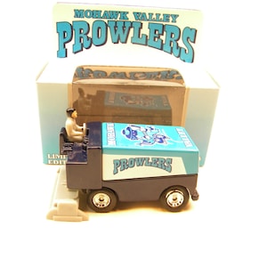 White Rose Collectibles Mohawk Valley Prowlers Échelle 1/50 Zamboni moulé sous pression 1995
