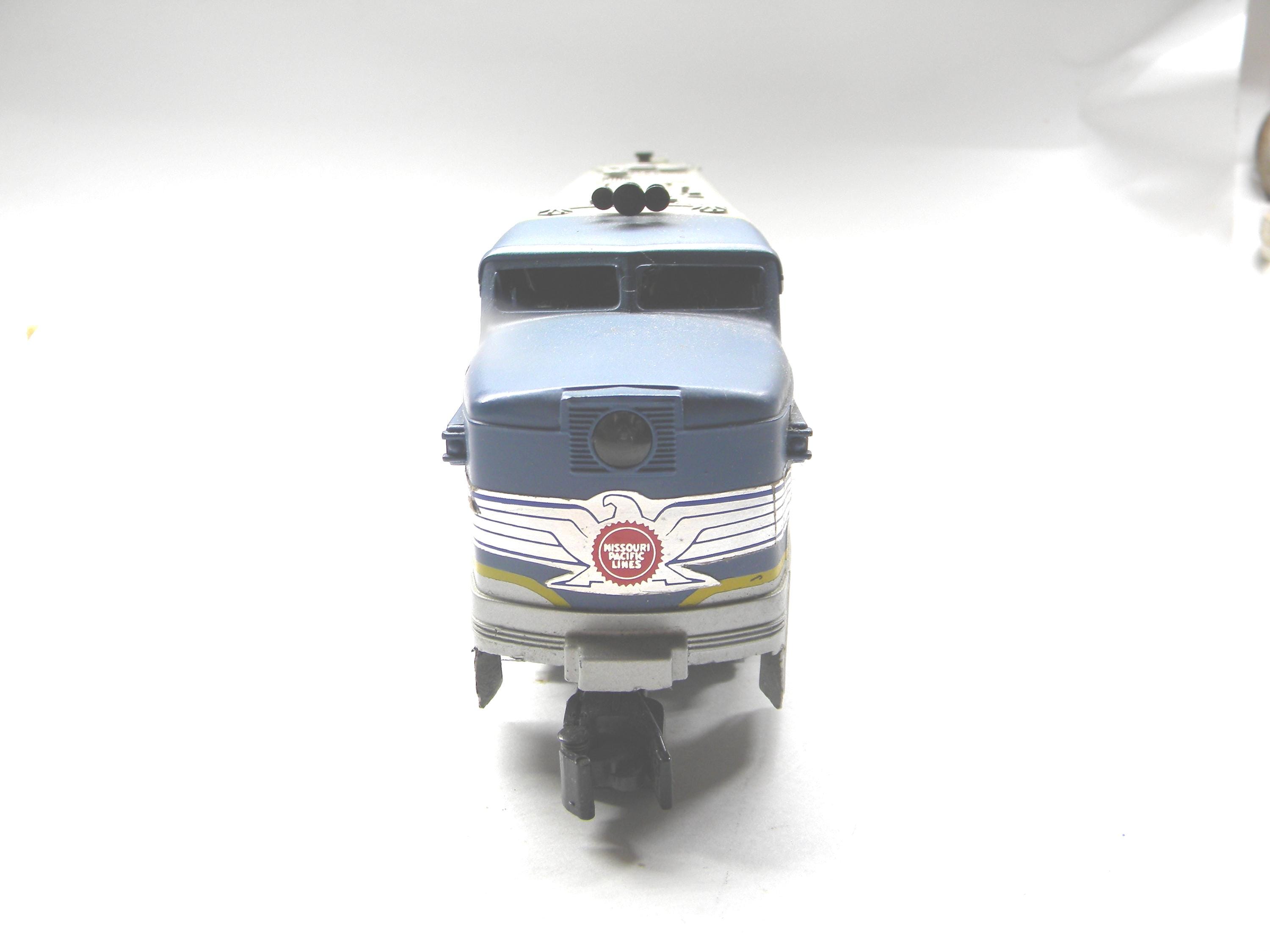 ワーゲン 救急車 - ローンスター フライヤーズ #20 American Flyer 21920 Missouri Pacific Alco Diesel Power A Unit