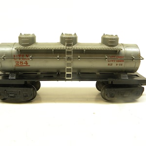 Marx 284 UTLX 3 Dome Deluxe Tank Car    Original 1950&#39;s Marx O Gauge