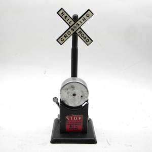 Vintage Marx 418 Crossing Signal With Ringing Bell      O Gauge