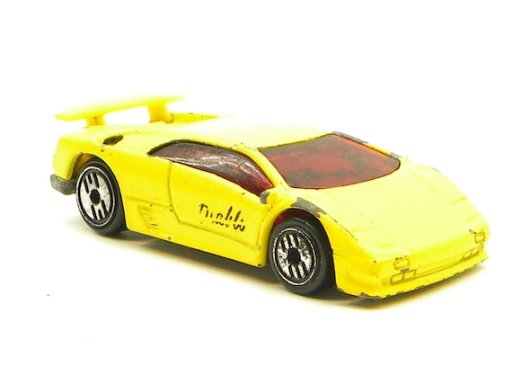 Lamborghini Diablo 1990 - Maisto 1/18 | Achetez sur Lamborghini Diablo 1990 - Maisto 1/18 | Achetez sur
