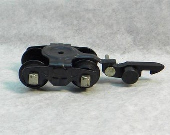 American Flyer Link Coupler Truck With Coupler, Wheels, and Axles  Original Part   S Gauge