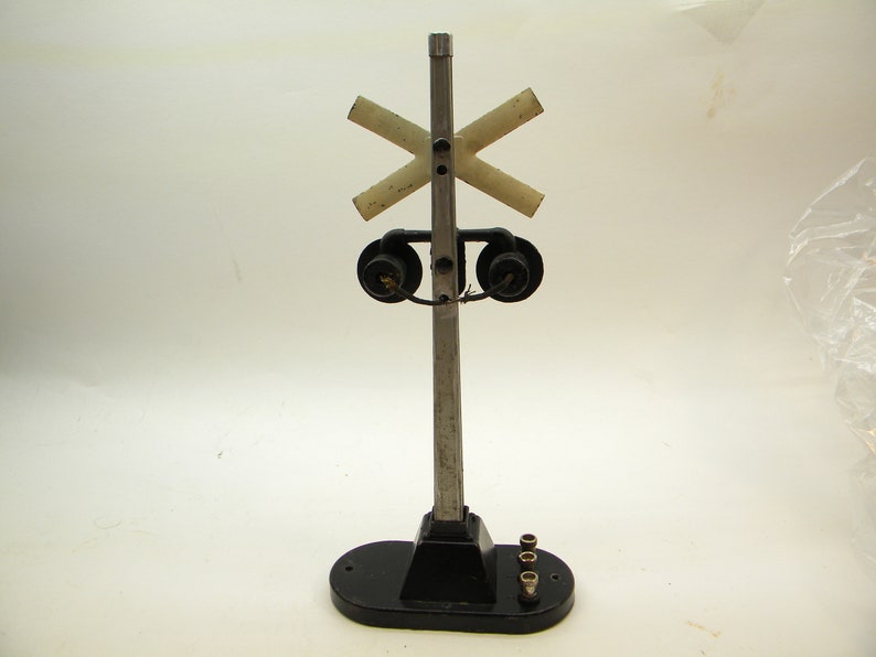 Lionel 154 Highway Flasher Signal Early Diecast Sign Version 19401949
