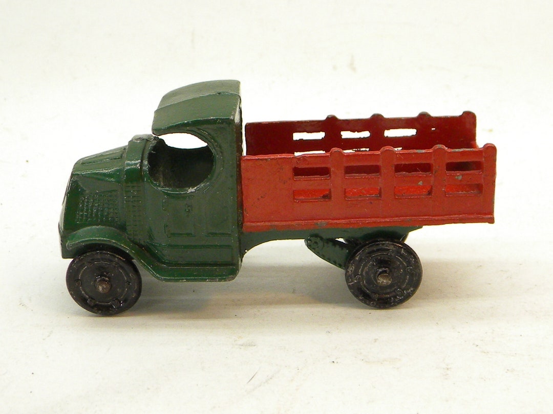 Tootsietoy 4638 1928 Mack Stake Truck Original 1930 s Tootsietoy