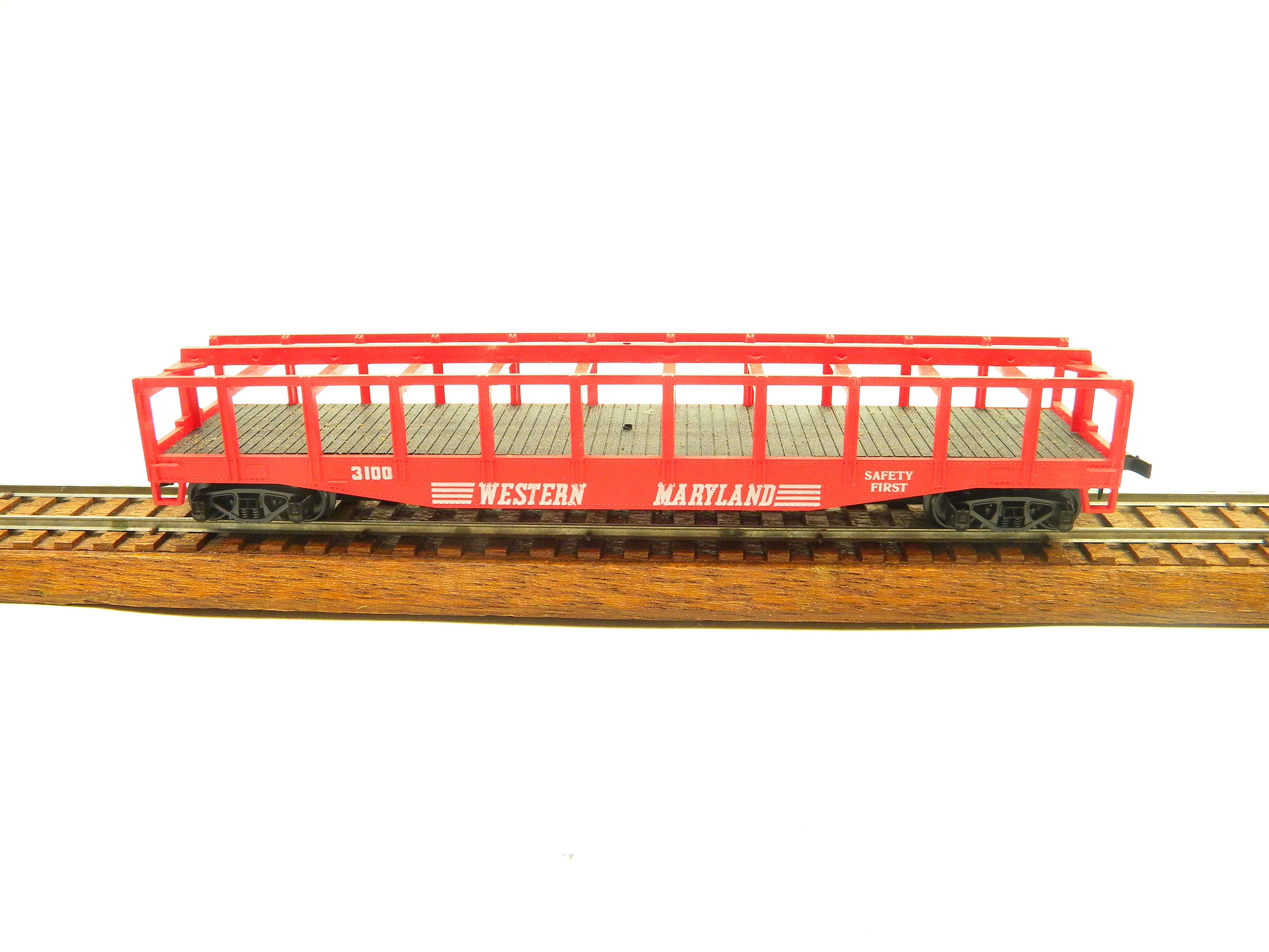 ROCO HO 3100 Western Maryland 3100 Red Safety Flat Car - Etsy