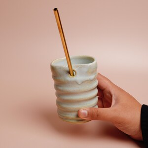 Gobelets en céramique avec paille en métal - Tasses pour boissons chaudes/froides