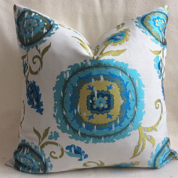 Bold Designer Pillow Cover - Richly Woven Medallion Motif - Turquoise/ Blue/ Gold - 20x20 Cover