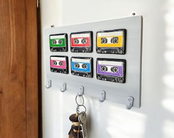 Portachiavi a forma di musicassetta retrò: decorazione da parete con musica anni '90