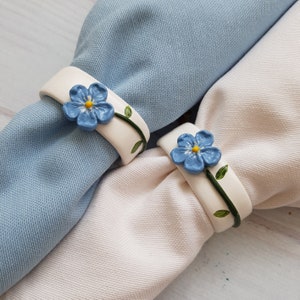 Vergissmeinnicht Blumen Serviettenringe, Original handgefertigter Blauer Blumen Serviettenring, Blaue Blume Einzigartige Serviettenhalter, Rustikale Tischdekoration
