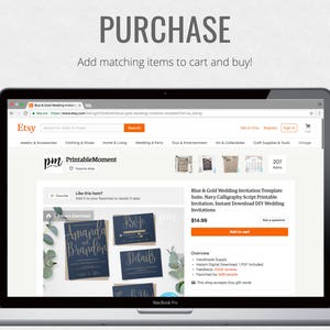 Puede incluir: Una captura de pantalla de una lista de productos de Etsy para un conjunto de plantillas de invitaci&oacute;n de boda azul y dorado. La lista incluye una vista previa del dise&ntilde;o de la invitaci&oacute;n, una descripci&oacute;n del producto y un precio de 14,99 $. La lista es de la tienda PrintableMoment.