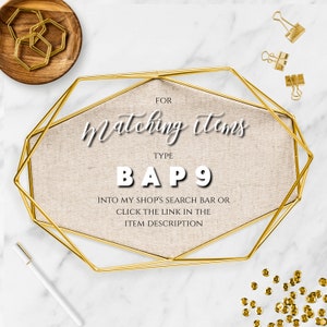 Puede incluir: Una bandeja geom&eacute;trica dorada con un inserto de tela beige. La bandeja tiene el texto "FOR Matching items TYPE BAP9 INTO MY SHOP'S SEARCH BAR OR CLICK THE LINK IN THE ITEM DESCRIPTION" impreso en el inserto de tela.