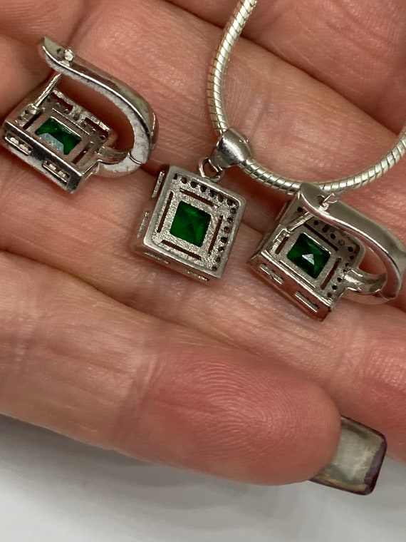 Beautiful Elegant Solid Sterling Silver Natural D… - image 4