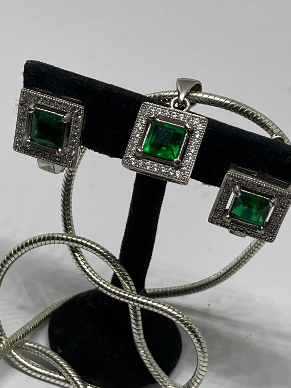 Beautiful Elegant Solid Sterling Silver Natural D… - image 3