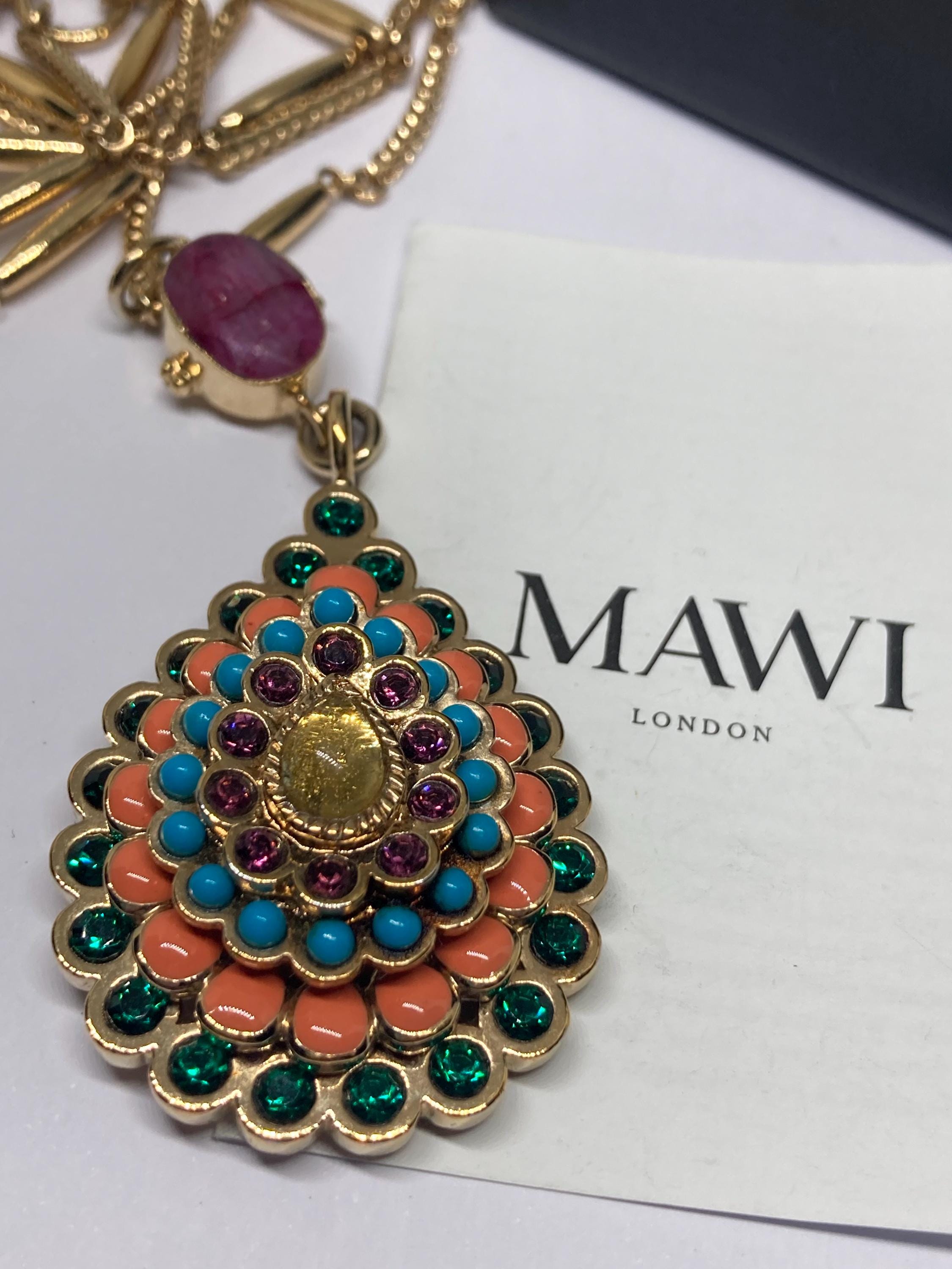 デザイナーによるヴィンテージの高級サイン入りMAWI of London 
