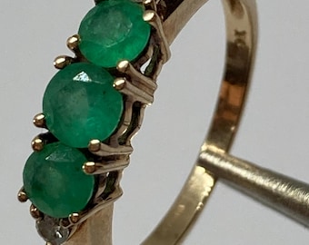9Ct Yellow Gold Three Stone Emerald & Diamond Stackable Ring Size O
