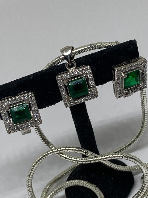 Beautiful Elegant Solid Sterling Silver Natural D… - image 6