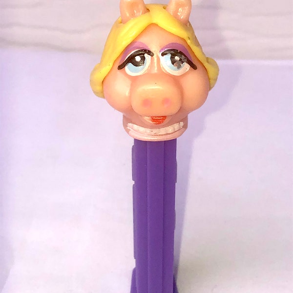 Miss Piggy Muppets Footed Pez Dispenser Made in Austria