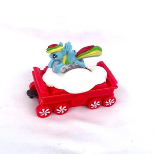 Figura de juguete Rainbow Dash de la Cajita Feliz de My Little Pony de McDonald&#39;s
