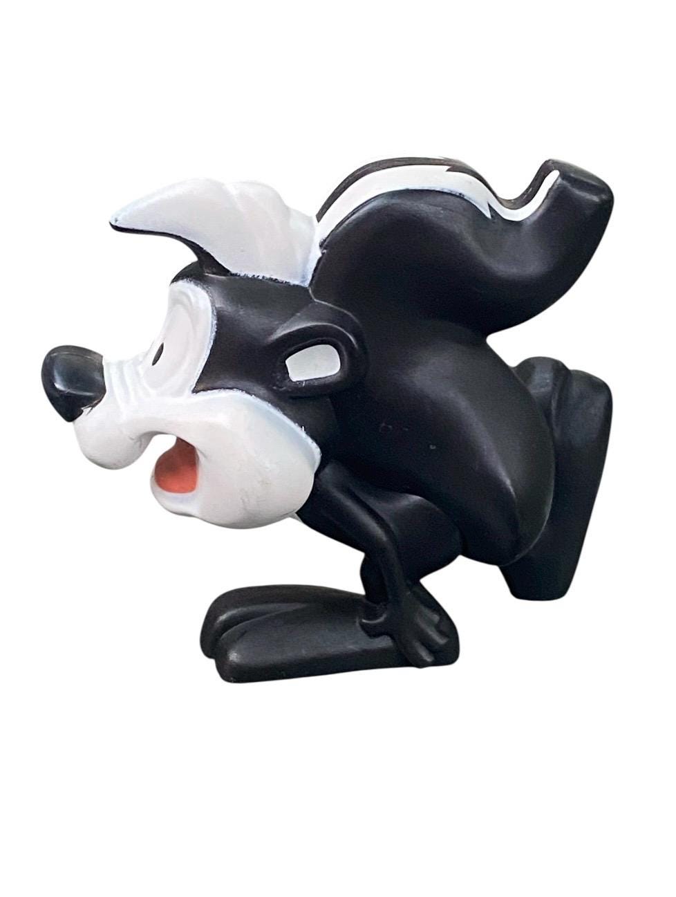 Looney Tunes Pepe Le Pew Skunk Toy Figure 2020 Mcdonald's Happy