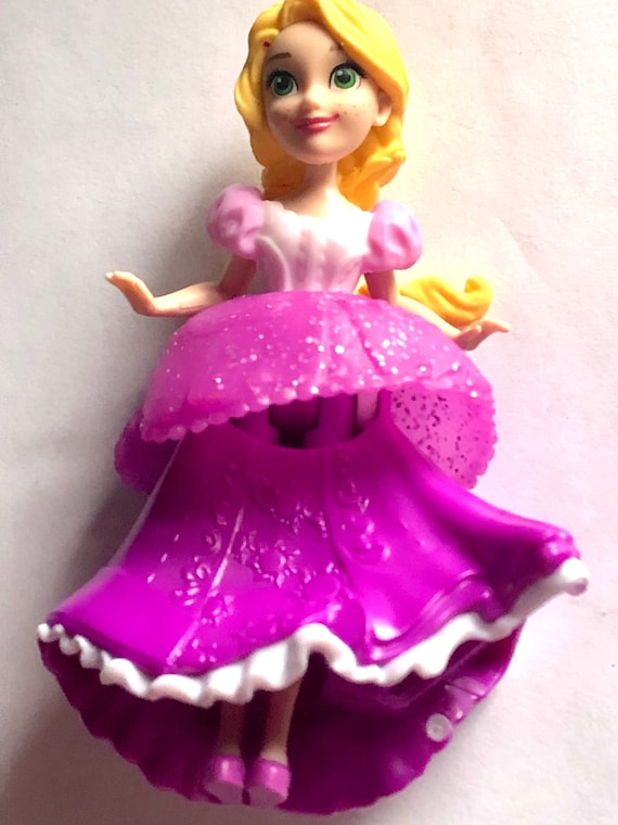 open lace back dress Amazon.com: Disney Princess Collectible Dolls, Set of 6 with 6 Royal Clips  Fashions, One-Clip Dresses, Toy for 3 Year Olds and Up : Toys & Games main image 0