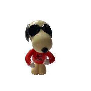 Peanuts Joe Cool Snoopy Vintage Toy , Cake Topper Figure