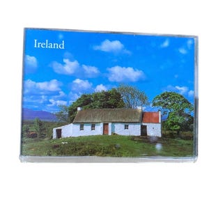 Ireland Thatched Roof Cottage Refrigerator Vintage Magnet , Ireland Country Travel Souvenir