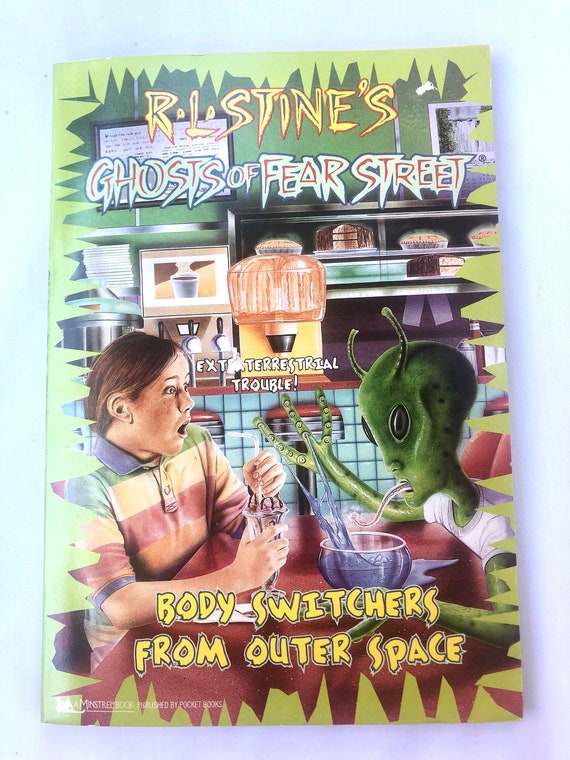 Ghosts Of Fear Street #14 ~ Body Switchers From Outer Space ~ By R. L. Stine ~ 1st Print Edition 1996 Vintage Book
