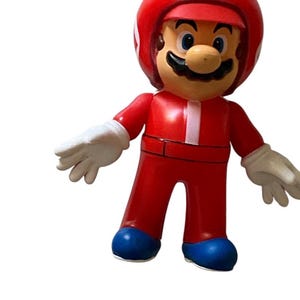 World of Nintendo Super Mario Propeller Mario Figure