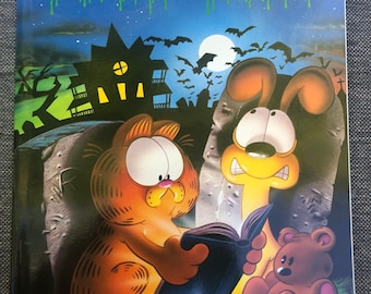Garfield’s Scary Tales ~ 1St Print Edition Vintage Book 1990