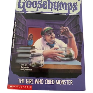 Goosebumps #8 “ The Girl Who Cried Monster “, By R.L.Stine, Apple Fiction, Scholastic Vintage Book 1993