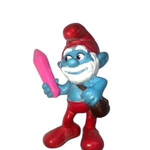 Smurf Papa Holding Pink Crystal Peyo McDonald’s Happy Meal Toys PVC