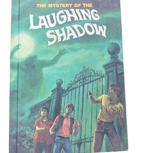 Alfred Hitchcock Three Investigators # 12 “ The Mystery of the Laughing Shadow “ Vintage Weekly Reader Book
