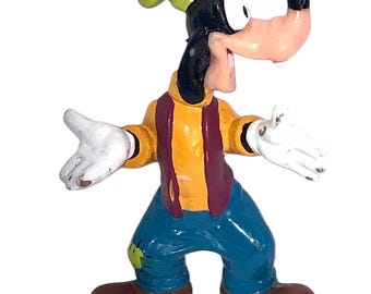 Disney Goofy Hands Out Looking Sideways Vintage Collectible Toy