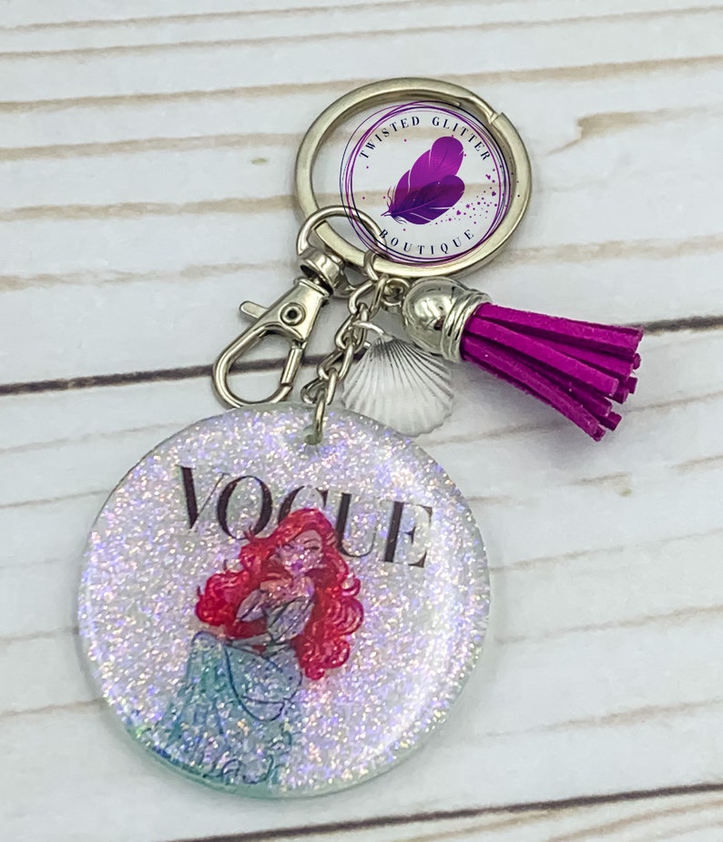 Vogue Disney princess glitter keychains