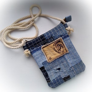Petit sac à main en jean, sac iPhone en denim recyclé, sac à bandoulière en jeans bleu